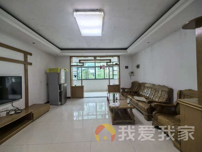 南昌我爱我家梦里水乡柳园 南北通透，采光好 装修好，环镜优美 中间楼层