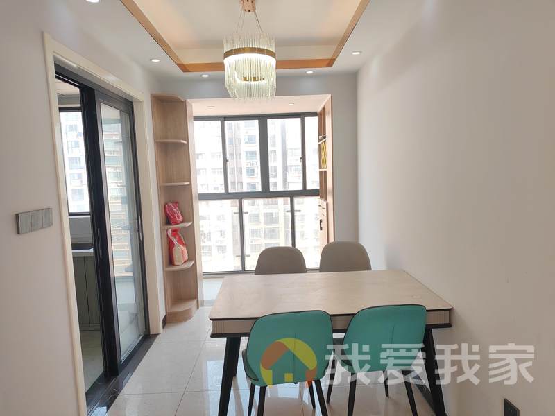 近西客站，西站瑞都精装三房，家具家电齐全，拎包入住，诚心招租