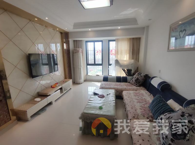 景城名郡 装修好，环镜优美 视野好，诚心出租