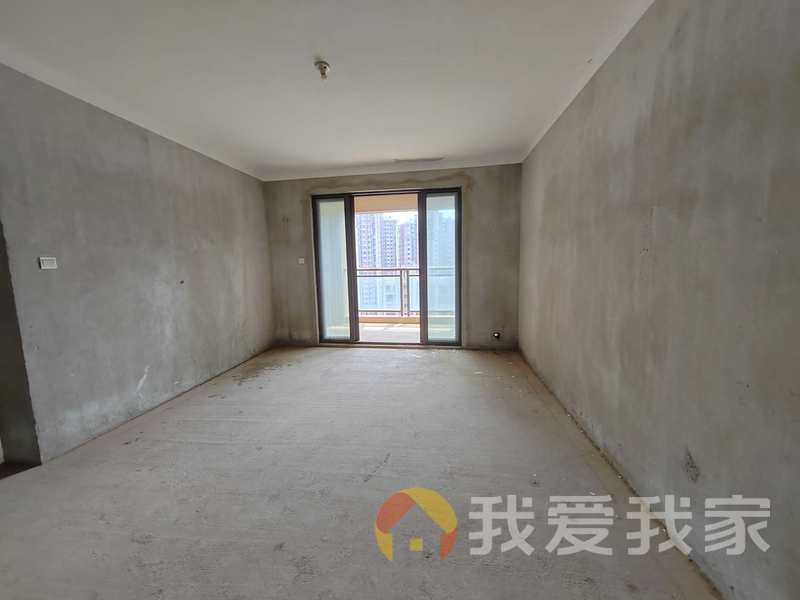 南昌我爱我家云锦路中大云锦 南北通透，采光好 视野好，诚心出售