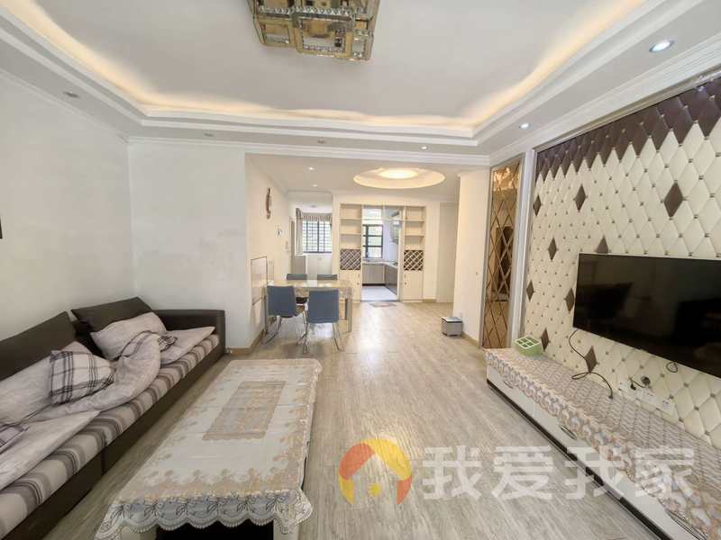 金沙逸都 南北通透，采光好 装修好，环镜优美 视野好，诚心出租