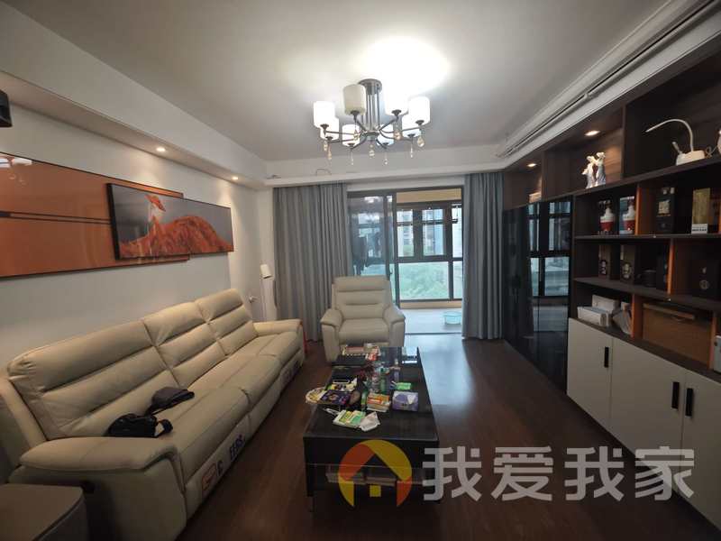 南昌我爱我家经开正荣府（润锦城） 南北通透，采光好 装修好，环镜优美 中间楼层