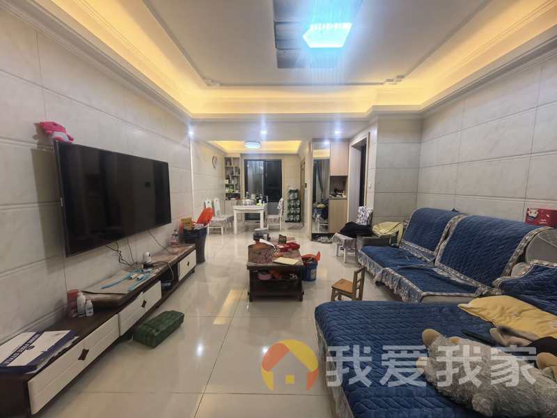 南部美的城 南北通透，采光好 装修好，环镜优美 视野好，诚心出售