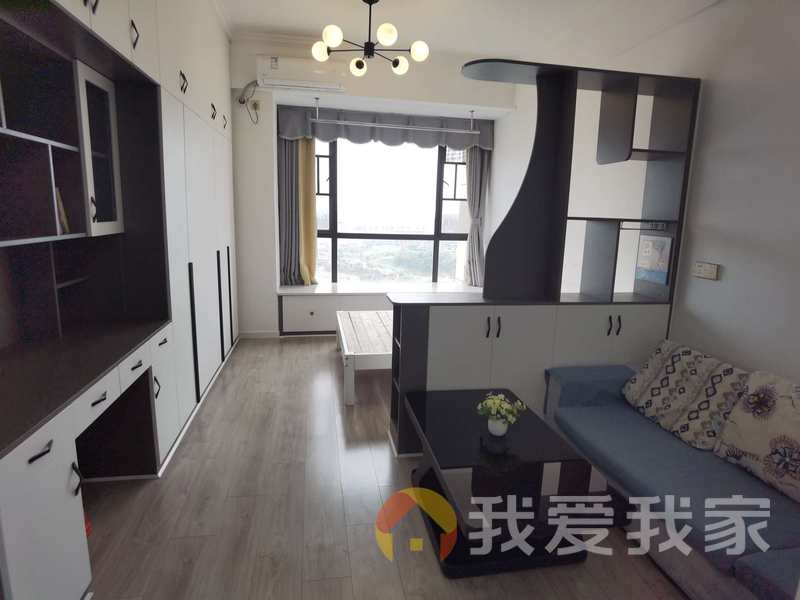 南昌我爱我家合一中央城（御龙湾花园） 南北通透，采光好 装修好，环镜优美 视野好，诚心出售