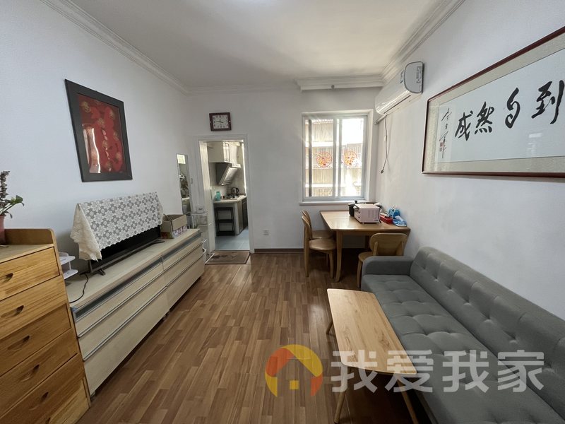 阳明路313号十中宿舍 南北通透，采光好 装修好，环镜优美 近地铁 视野好，诚心出售