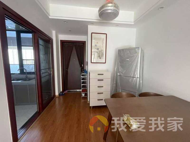 南昌我爱我家锦天府 出口即是地铁 一墙之隔 随时可以看房