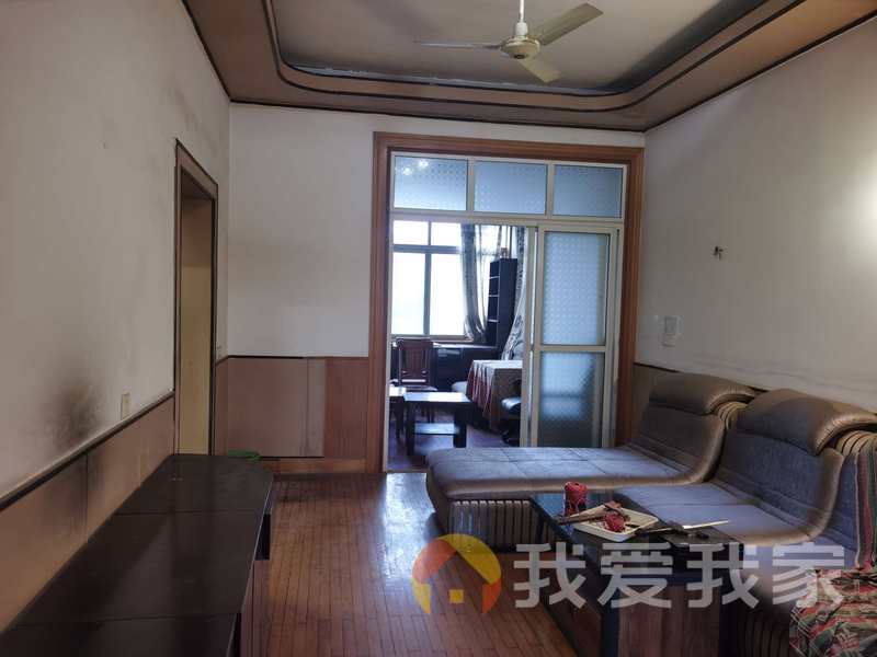 南昌我爱我家南航宿舍 南北通透，采光好 近地铁 中间楼层