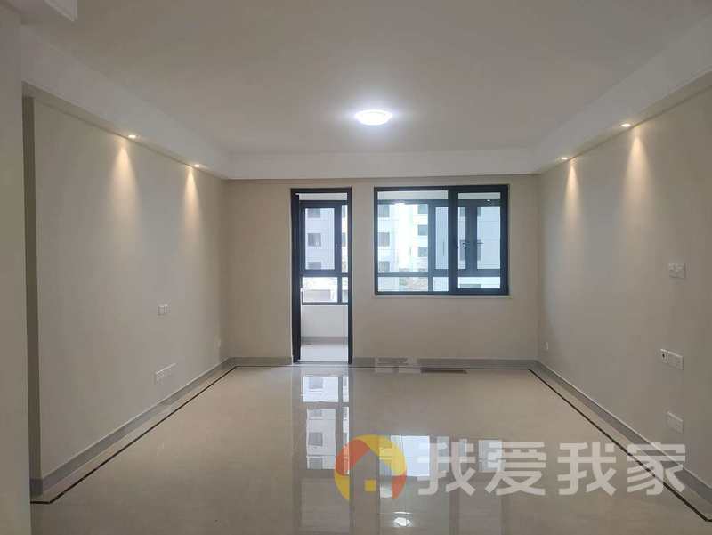 南昌我爱我家众森红谷一品 南北通透，采光好 装修好，环镜优美 中间楼层