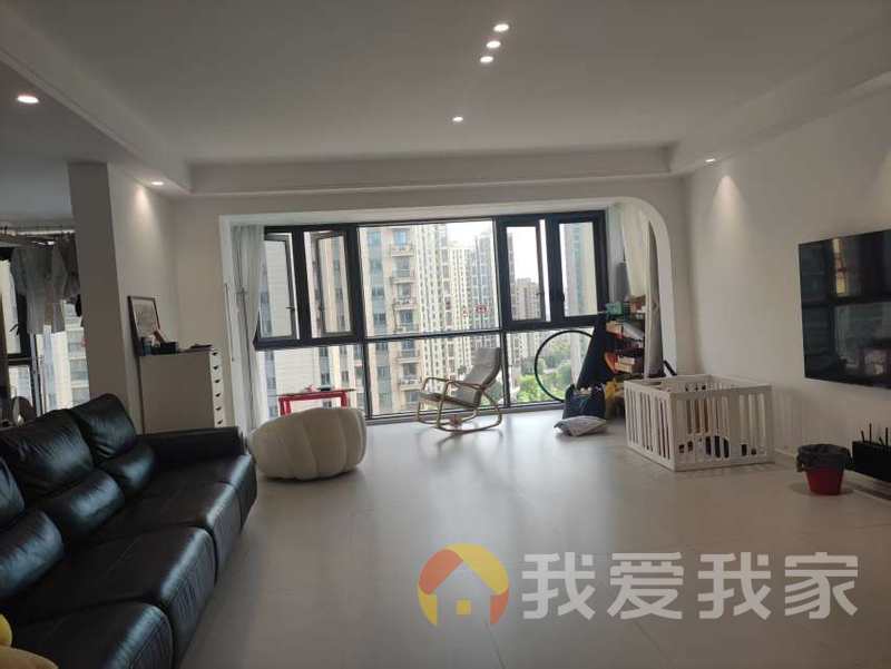 南昌我爱我家艾水清园 南北通透，采光好 装修好，环镜优美 近地铁 视野好，诚心出售