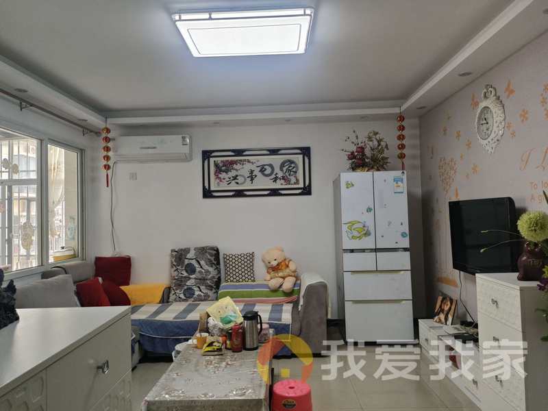 春晖园小区一区 南北通透，采光好 中间楼层