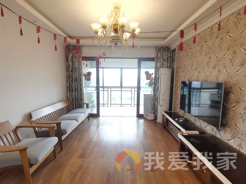 竑鼎福第 南北通透，采光好 装修好，环镜优美 视野好，诚心出售