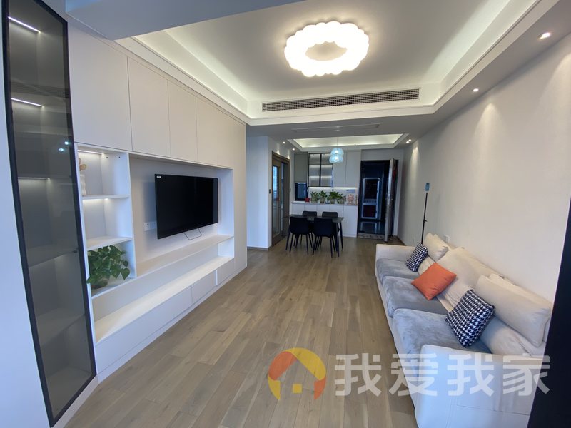 南昌我爱我家鸿海溪园 南北通透，采光好 装修好，环镜优美 视野好，诚心出售