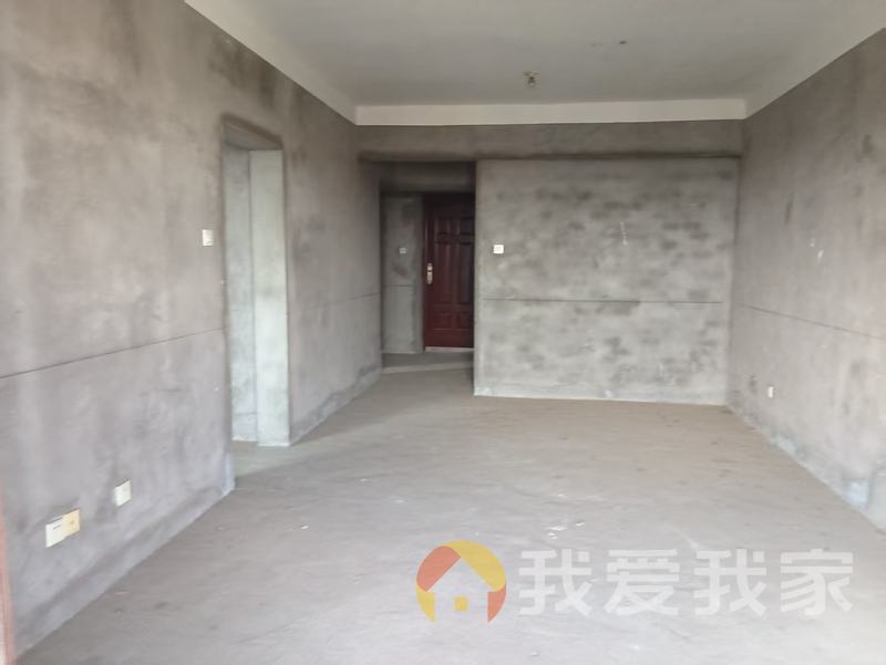 南昌我爱我家中海朝阳郡二期铂宫 南北通透，采光好 视野好，诚心出售
