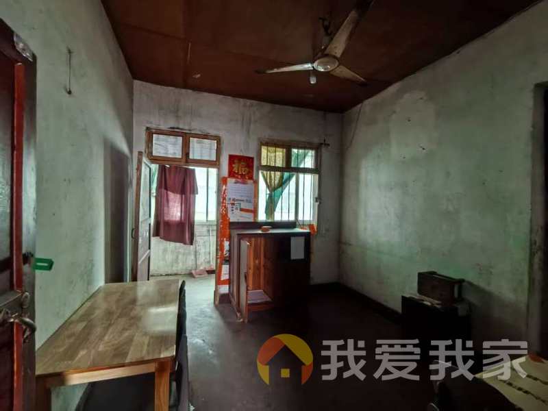 前进路 南北通透，采光好 近地铁 视野好，诚心出租