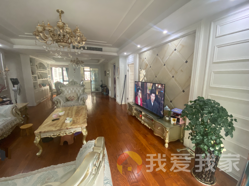 南昌我爱我家万科粹叠园 南北通透，采光好 装修好，环镜优美 近地铁 视野好，诚心出售