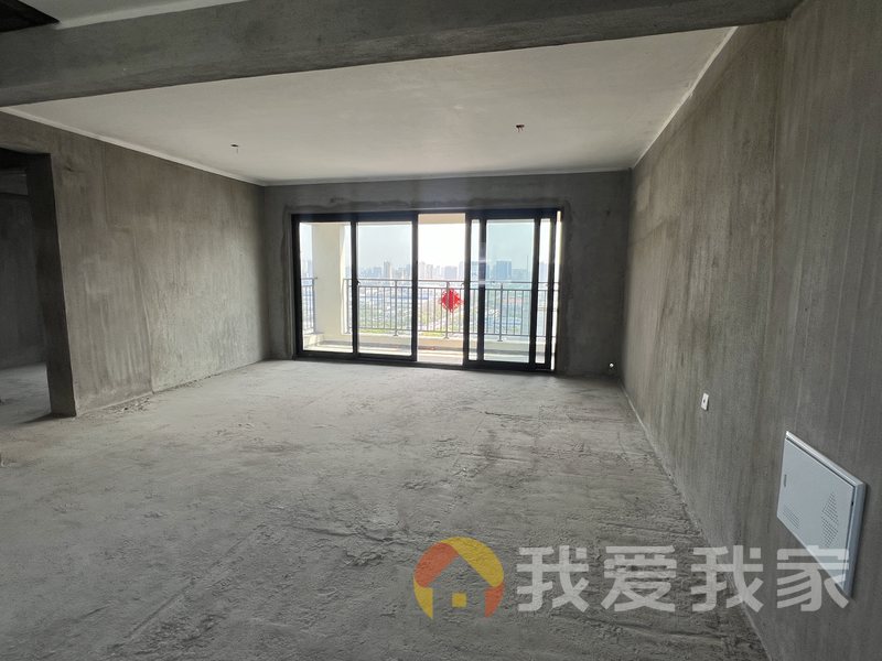 南崇湖畔和光 南北通透，采光好 视野好，诚心出售