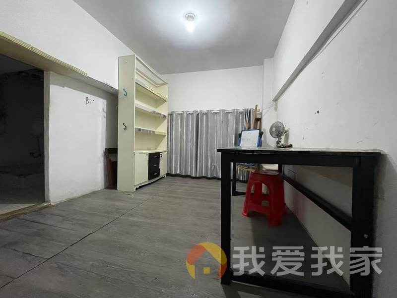 京门小区 南北通透，采光好 装修好，环镜优美 近地铁 周边匹套完善，，出行方便