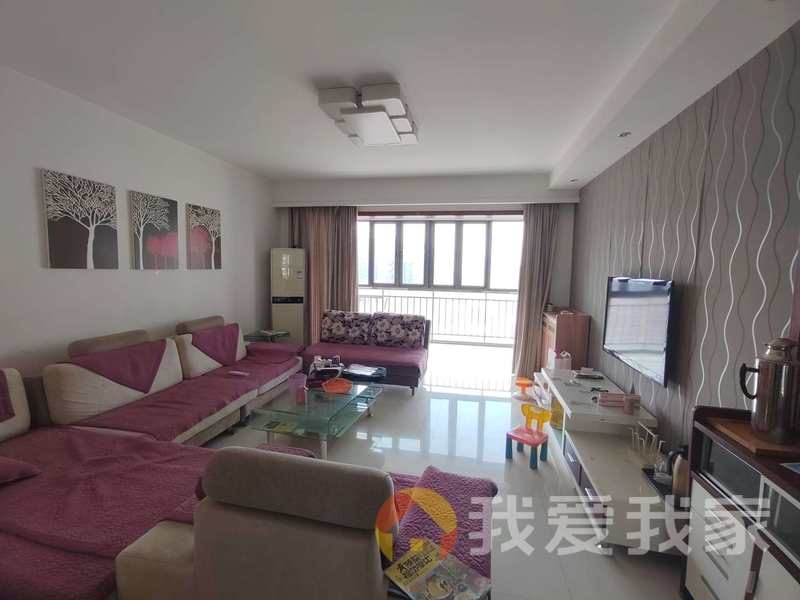 南昌我爱我家锦苑春天 南北通透，采光好 装修好，环镜优美 视野好，诚心出售