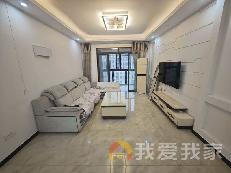 南昌我爱我家绿地新都会 南北通透，采光好 装修好，环镜优美 近地铁 视野好，诚心出售