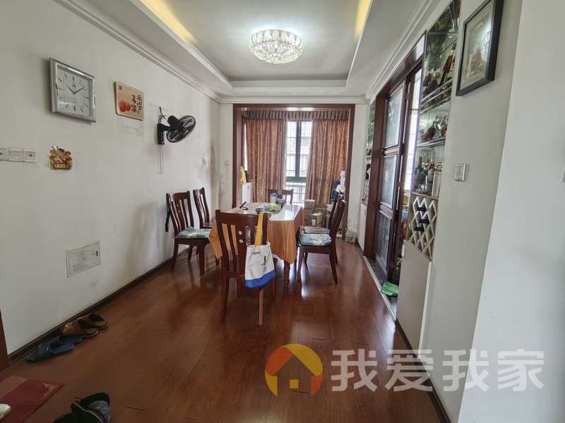 玉河经典 南北通透，采光好 装修好，环镜优美 视野好，诚心出售