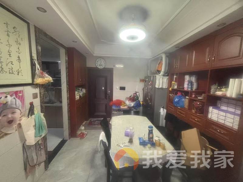 丰和新城北苑 南北通透，采光好 装修好，环镜优美 近地铁 视野好，诚心出售