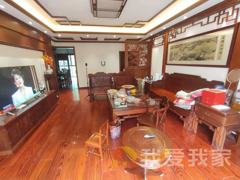 南昌我爱我家联发江岸汇景 南北通透，采光好 装修好，环镜优美 周边匹套完善，，出行方便