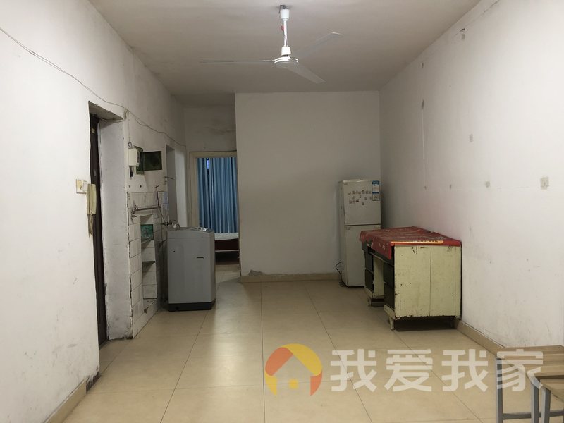 坝口巷江铃宿舍 南北通透，采光好 近地铁 视野好，诚心出租