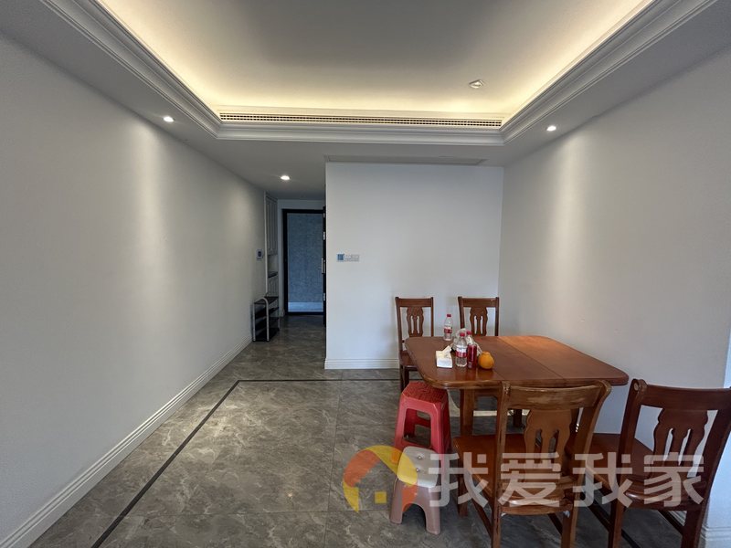 南昌我爱我家新城公馆（沙龙锦园） 南北通透，采光好 装修好，环镜优美 近地铁 周边匹套完善，，出行方便