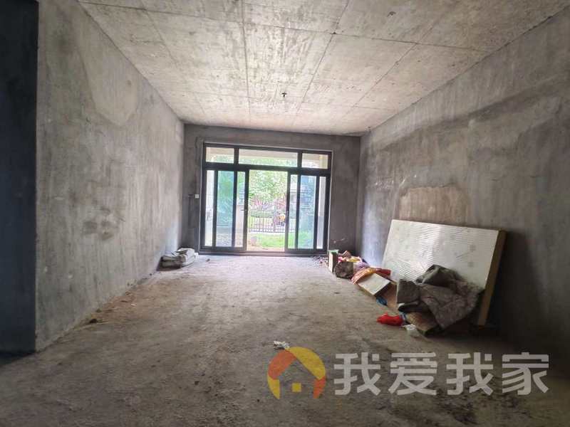 南昌我爱我家恒大御景 南北通透，采光好 周边匹套完善，，出行方便