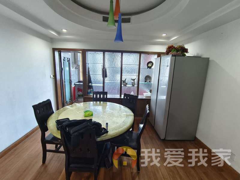 阳明路 南北通透，采光好 近地铁 视野好，诚心出售