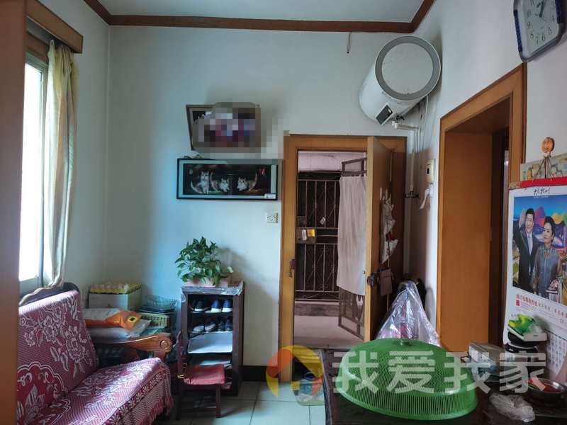 洪都大院九区 南北通透，采光好 近地铁 视野好，诚心出售