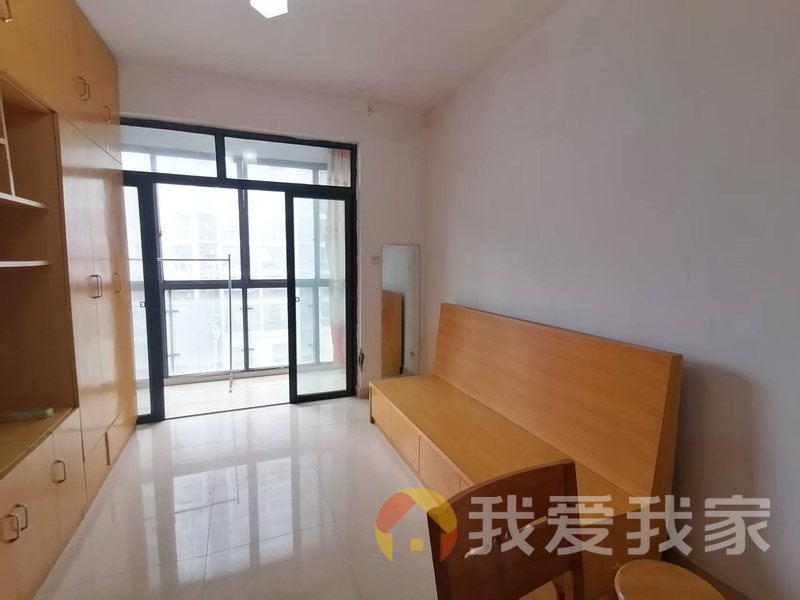 祥瑞蓝堡公寓 南北通透，采光好 装修好，环镜优美 近地铁 视野好，诚心出租