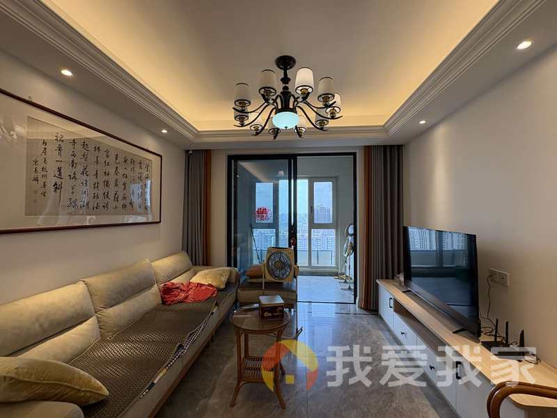 新城公馆（沙龙锦园） 南北通透，采光好 装修好，环镜优美 近地铁 视野好，诚心出售