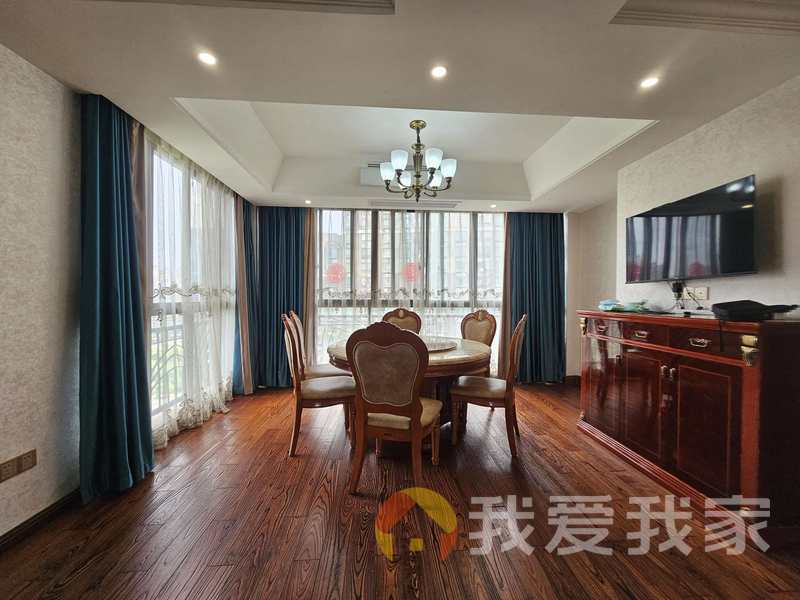 梵顿公馆三期 南北通透，采光好 装修好，环镜优美 近地铁 视野好，诚心出售