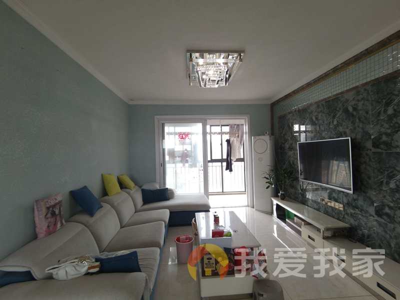 南昌我爱我家香逸澜湾（香堤湖岸） 南北通透，采光好 装修好，环镜优美 近地铁 视野好，诚心出售