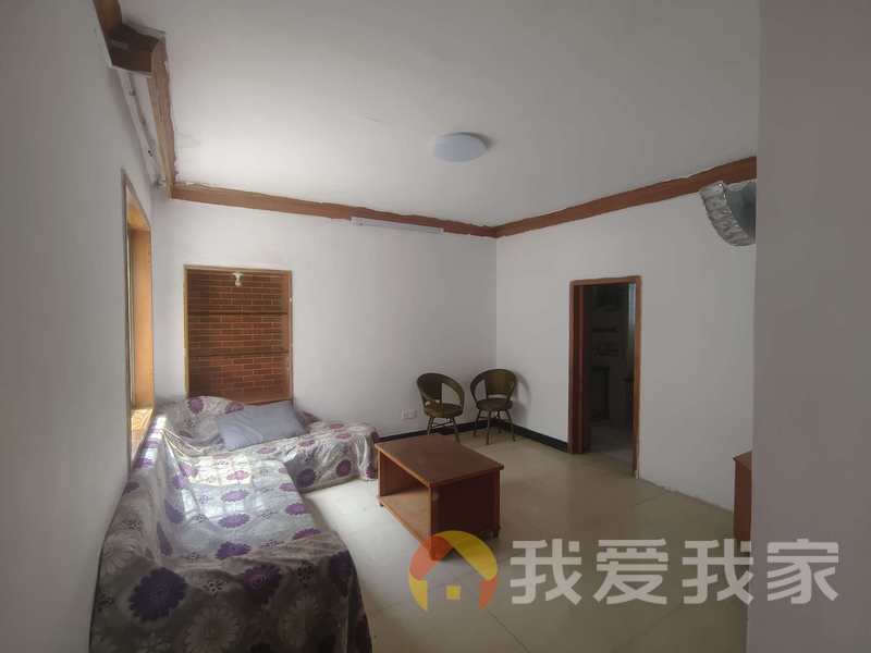 京东小区B区(蓝天公寓) 装修好，环镜优美 近地铁 周边匹套完善，，出行方便