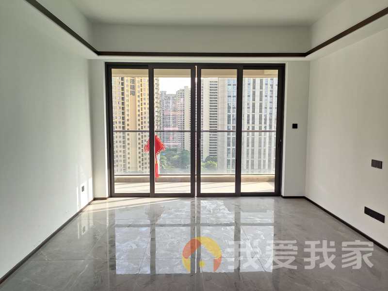 南昌我爱我家建发漫云精装四房 新规户型 小高层 房东诚心出售