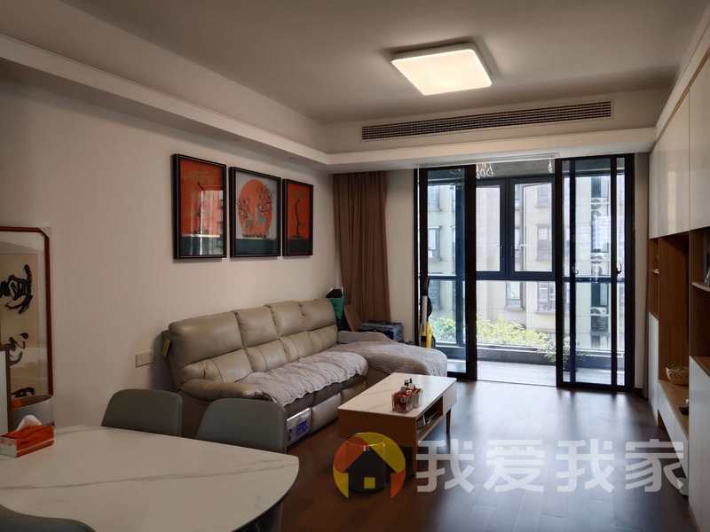 南昌我爱我家鸿海溪园 南北通透，采光好 装修好，环镜优美 周边匹套完善，，出行方便