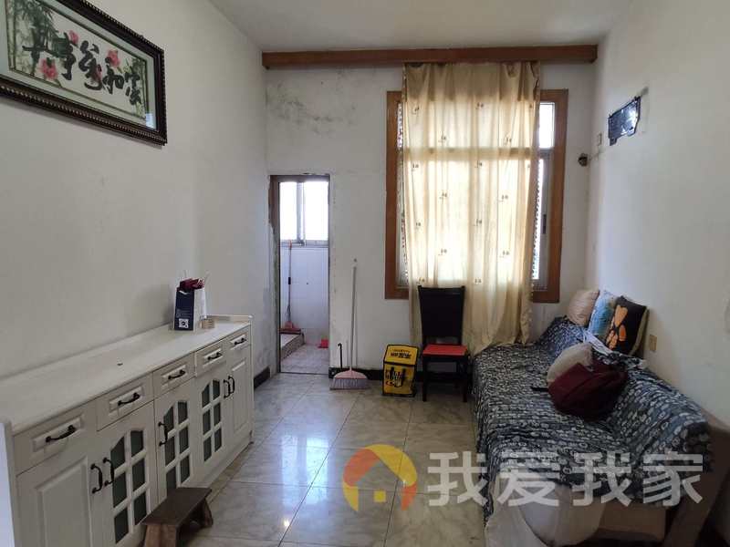 南昌我爱我家青山湖小区 南北通透，采光好 近地铁 视野好，诚心出售