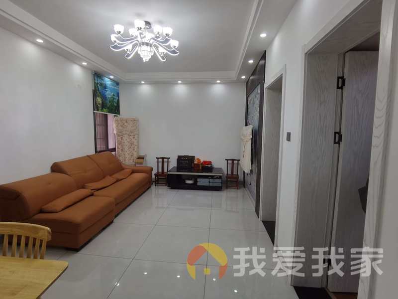 站前西路邮电小区 南北通透，采光好 装修好，环镜优美 近地铁 视野好，诚心出售