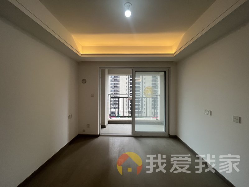 南昌我爱我家万科天空之城北区（二期） 南北通透，采光好 装修好，环镜优美 周边匹套完善，，出行方便