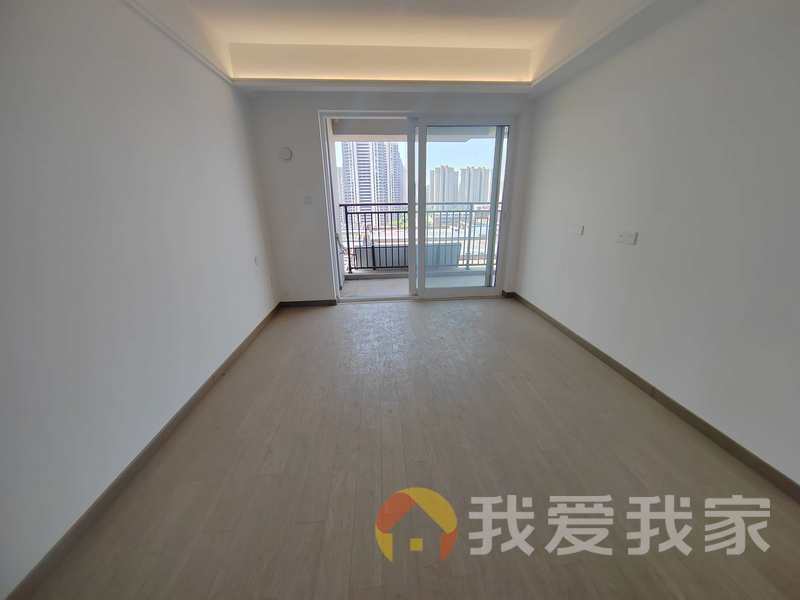 南昌我爱我家联发万科海上明月 南北通透，采光好 装修好，环镜优美 中间楼层