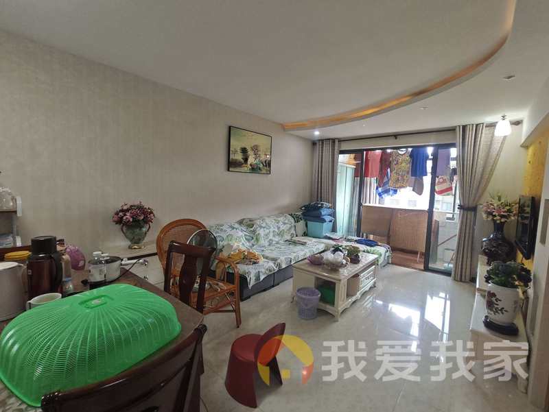 南昌我爱我家中大紫都二期 南北通透，采光好 装修好，环镜优美 近地铁 视野好，诚心出售