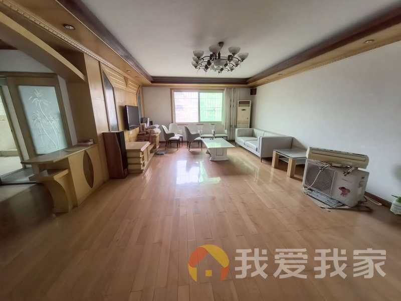 福山花园 南北通透，采光好 装修好，环镜优美 近地铁 视野好，诚心出租