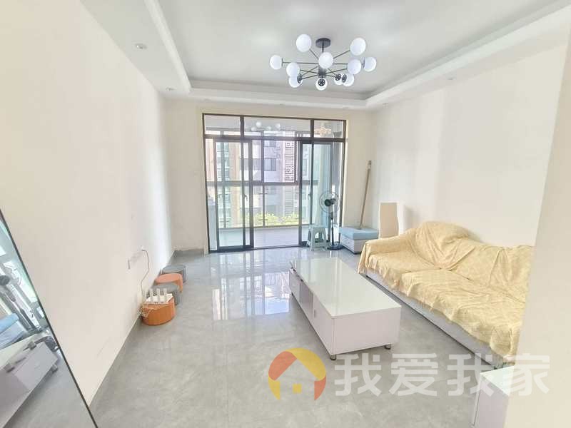 精装修 家电齐全 拎包入住