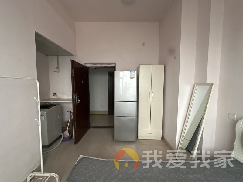 南昌我爱我家城泰凡尔赛宫（君汇半岛） 近地铁 视野好，诚心出售