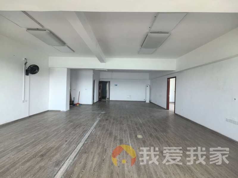 丽晶广场（丽晶V 公馆） 南北通透，采光好 装修好，环镜优美 近地铁 视野好，诚心出租