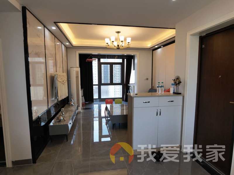 锦天府 南北通透，采光好 装修好，环镜优美 中间楼层