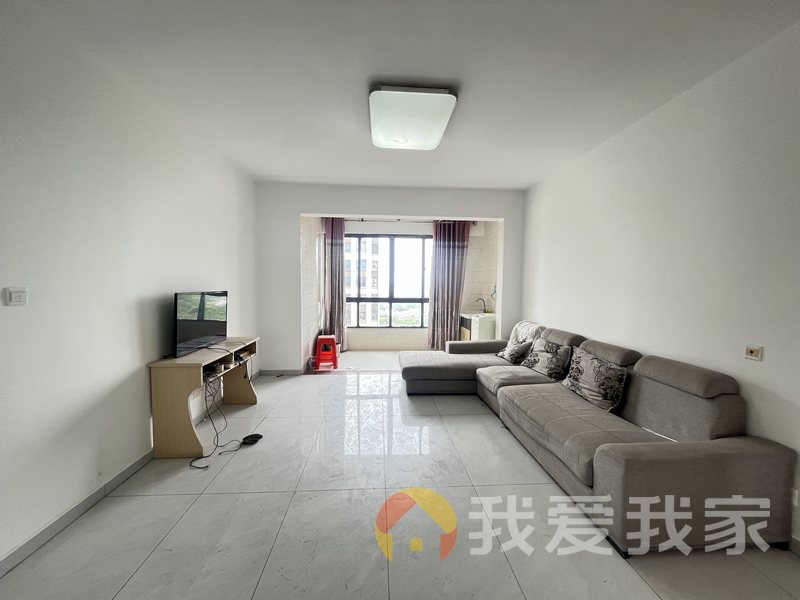 绿地香颂南区 南北通透，采光好 中间楼层