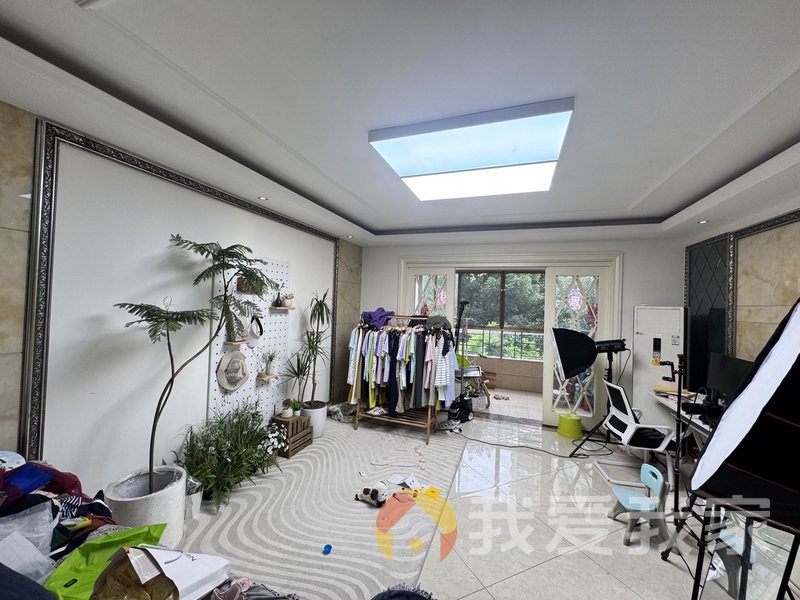 南昌我爱我家世纪风情二期 南北通透，采光好 装修好，环镜优美 近地铁 周边匹套完善，，出行方便